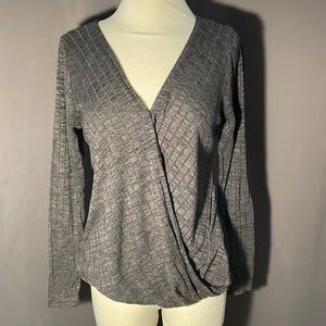 EUC Grey cross body long sleeve